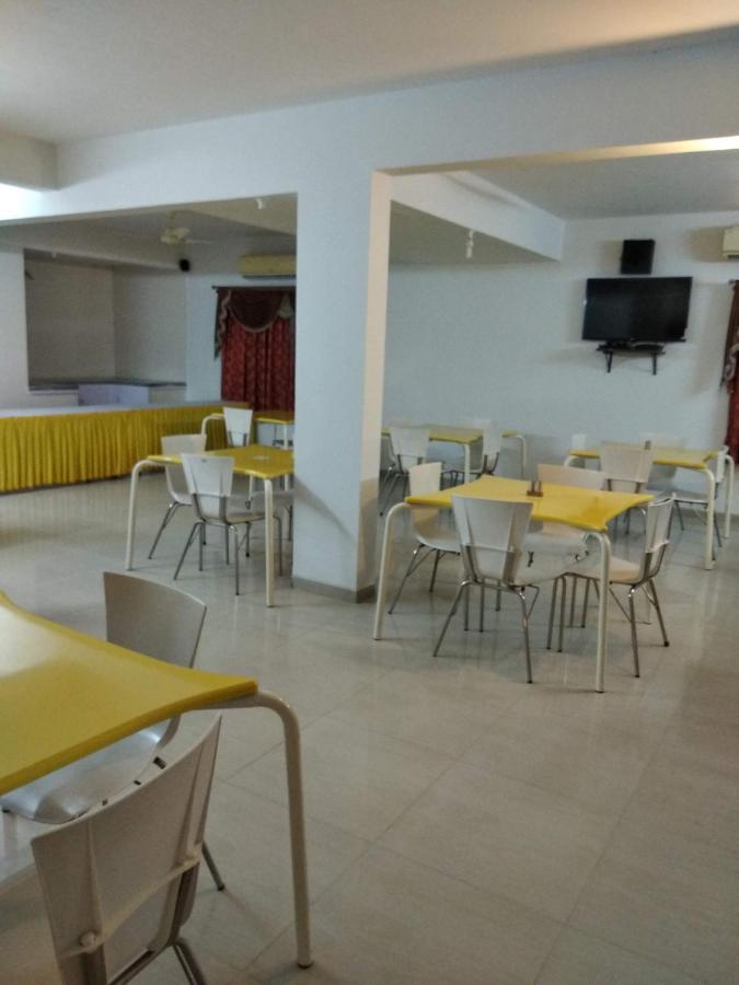 Sai Maa Resort And Convention Centre Puttaparthi Exterior photo